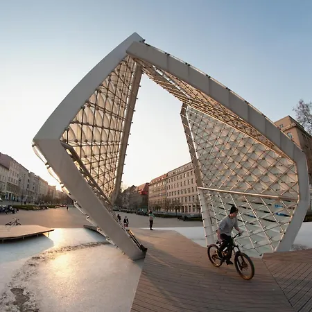 Zeylanda Rest Point *